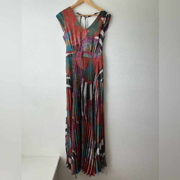 BEATRICE B./ Pleated multicolor abstract print midi dress - Picture 2 of 12